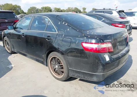 2007 Toyota Camry Se z USA, uszkodzony, nr VIN 4T1BE46K57U192055